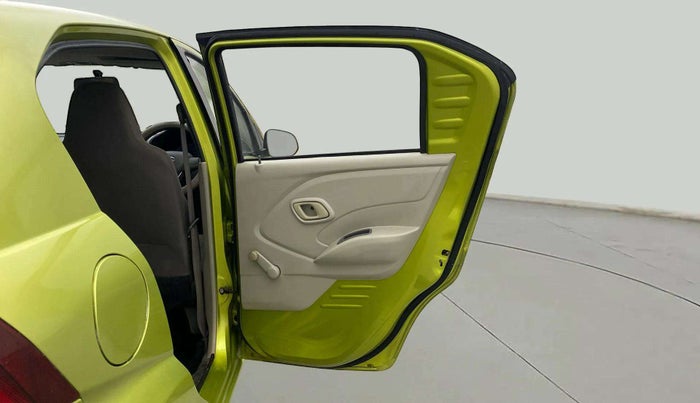 2017 Datsun Redi Go T (O), Petrol, Manual, 71,954 km, RHS Rear Door
