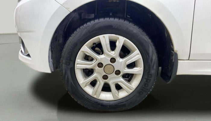 2018 Tata Tiago XZ PETROL, Petrol, Manual, 47,622 km, Left Front Wheel