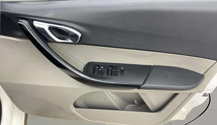 2018 Tata Tiago XZ PETROL, Petrol, Manual, 47,622 km, Driver Side Door Panels Control