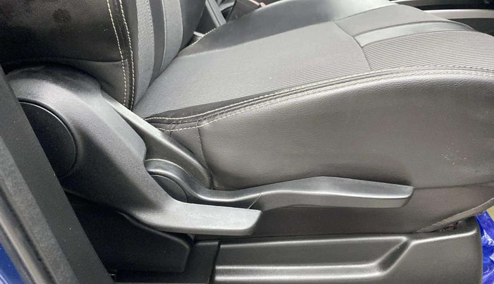 2021 Maruti XL6 ZETA MT, Petrol, Manual, 49,142 km, Driver Side Adjustment Panel