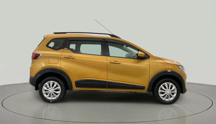 2020 Renault TRIBER RXZ AMT, Petrol, Automatic, 68,985 km, Right Side View