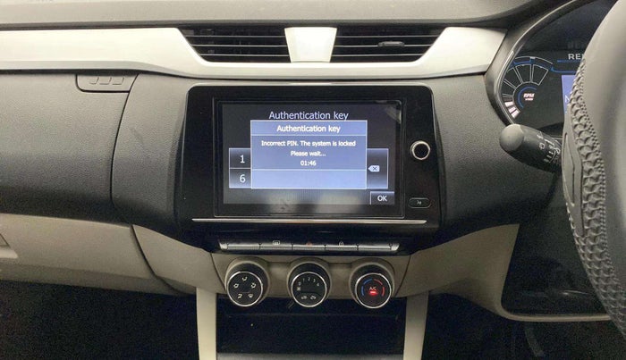 2020 Renault TRIBER RXZ AMT, Petrol, Automatic, 68,985 km, Air Conditioner