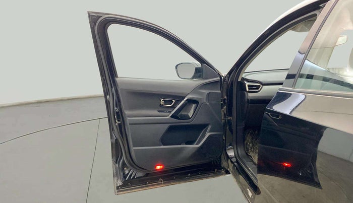 2021 Tata Harrier XT PLUS 2.0L KRYOTEC DARK EDITON, Diesel, Manual, 62,468 km, LHS Front Door