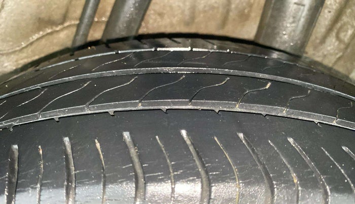 2017 Honda Jazz 1.2L I-VTEC V AT, Petrol, Automatic, 52,199 km, Left Rear Tyre Tread