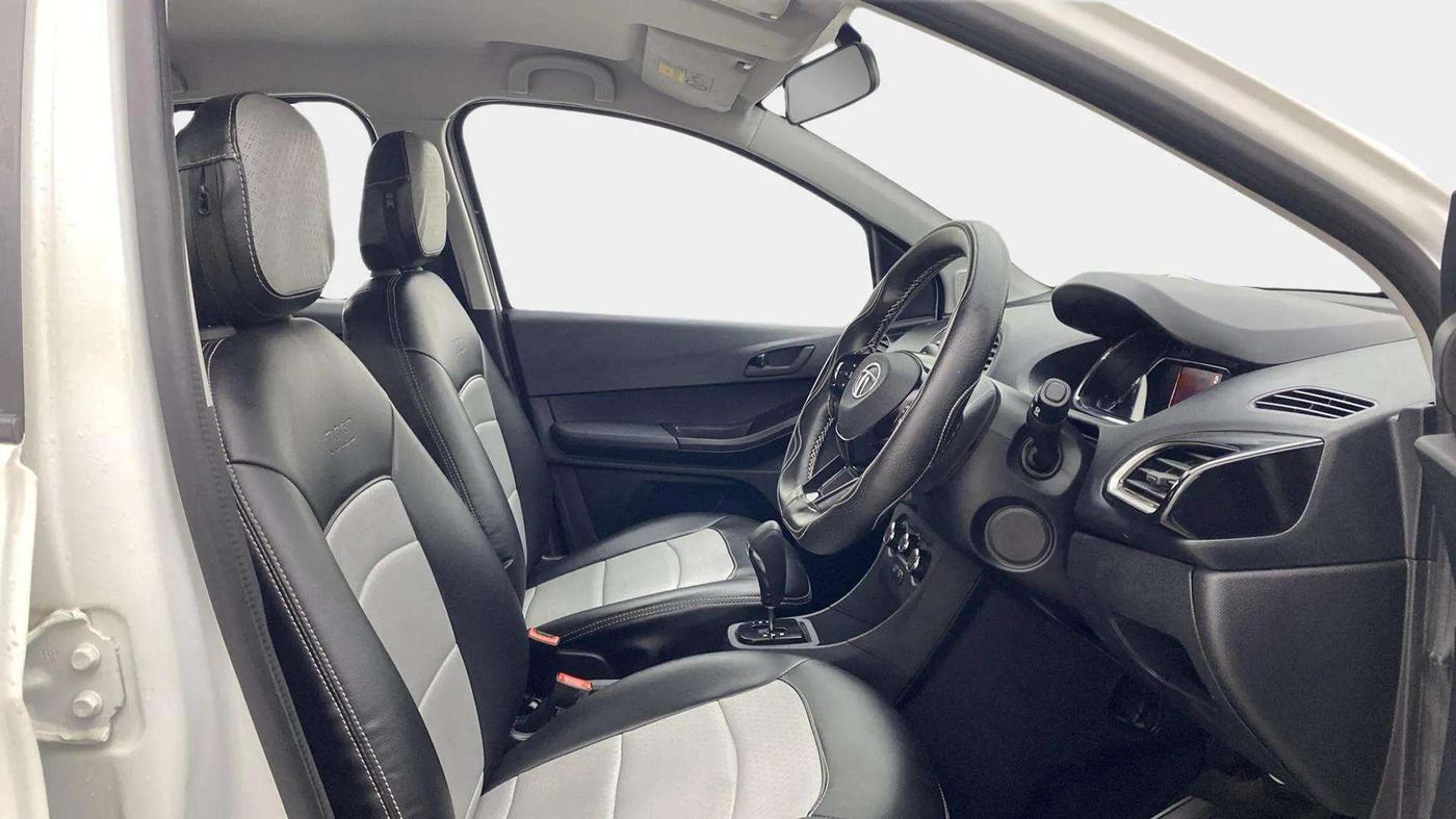 2023 Tata TIAGO NRG XZ AMT, Petrol, Automatic, 14,704 km, Right Side Front Door Cabin