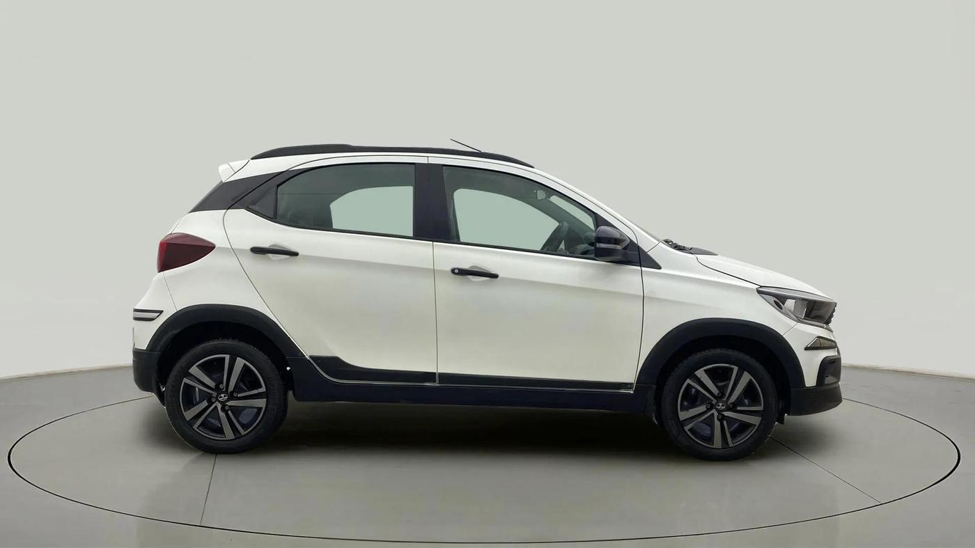 2023 Tata TIAGO NRG XZ AMT, Petrol, Automatic, 14,704 km, Right Side View