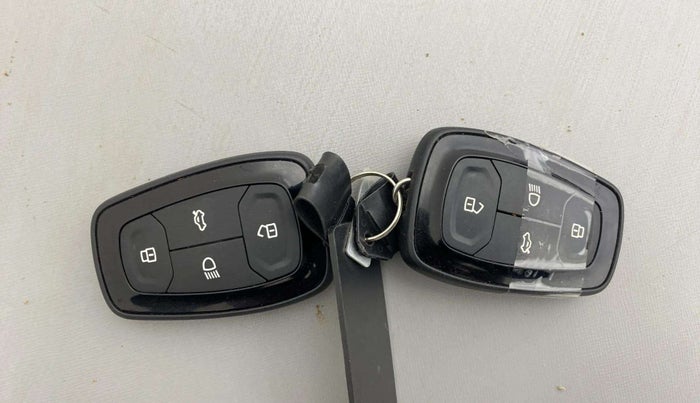 2023 Tata TIAGO NRG XZ AMT, Petrol, Automatic, 14,704 km, Key Close Up
