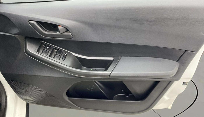 2023 Tata TIAGO NRG XZ AMT, Petrol, Automatic, 14,704 km, Driver Side Door Panels Control