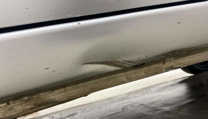 2018 Toyota YARIS G MT, Petrol, Manual, 1,17,251 km, Left running board - Slightly dented