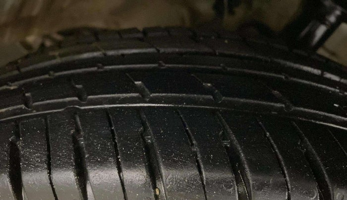 2022 Hyundai NEW SANTRO ERA EXECUTIVE, Petrol, Manual, 61,362 km, Right Front Tyre Tread
