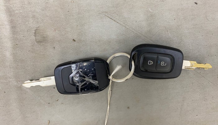 2020 Renault Kwid CLIMBER 1.0 (O), Petrol, Manual, 41,753 km, Key Close Up