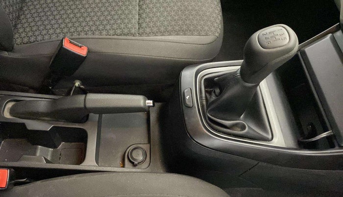 2023 Tata ALTROZ XE PETROL, Petrol, Manual, 12,235 km, Gear Lever