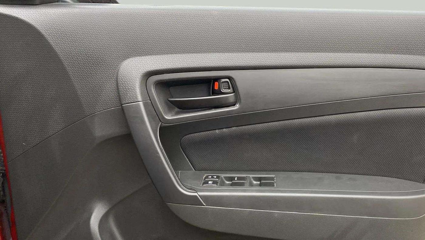 2017 Maruti Vitara Brezza VDI (O), Diesel, Manual, 75,239 km, Driver Side Door Panels Control