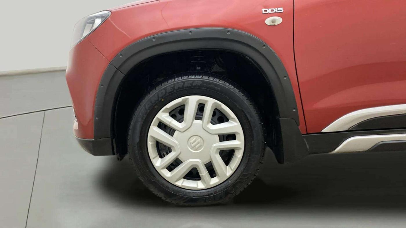2017 Maruti Vitara Brezza VDI (O), Diesel, Manual, 75,239 km, Left Front Wheel