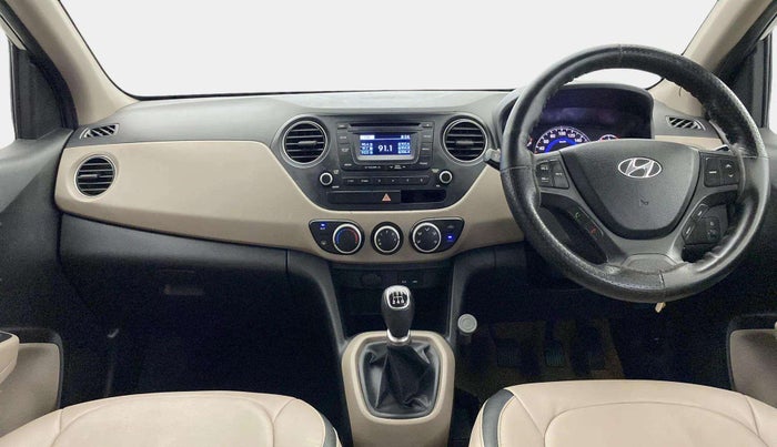 2015 Hyundai Grand i10 SPORTZ 1.2 KAPPA VTVT, Petrol, Manual, 44,775 km, Dashboard