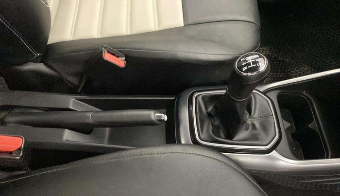 2023 Maruti IGNIS DELTA 1.2, Petrol, Manual, 16,154 km, Gear Lever
