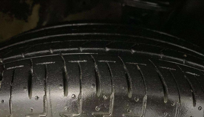 2023 Maruti IGNIS DELTA 1.2, Petrol, Manual, 16,154 km, Right Front Tyre Tread
