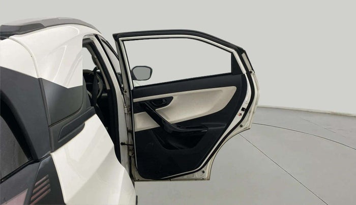 2023 Tata NEXON PURE 1.2 PETROL, Petrol, Manual, 31,914 km, RHS Rear Door