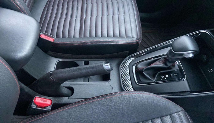 2021 KIA SONET GTX PLUS 1.0 DCT, Petrol, Automatic, 44,333 km, Gear Lever