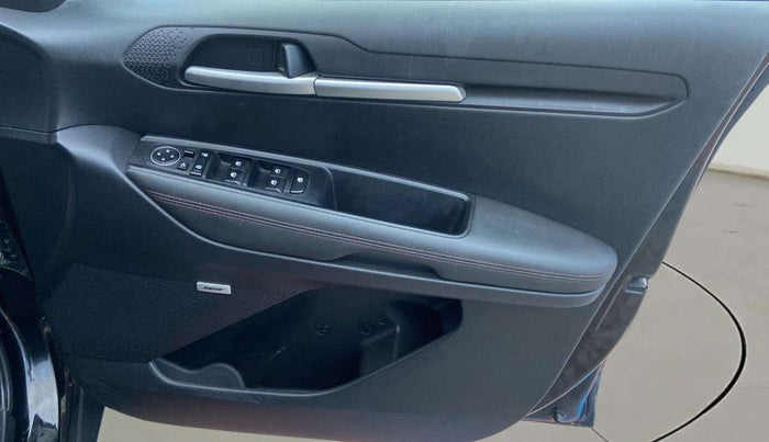 2021 KIA SONET GTX PLUS 1.0 DCT, Petrol, Automatic, 44,333 km, Driver Side Door Panels Control