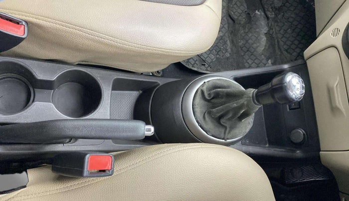 2012 Hyundai i20 ASTA 1.2, Petrol, Manual, 68,120 km, Gear Lever