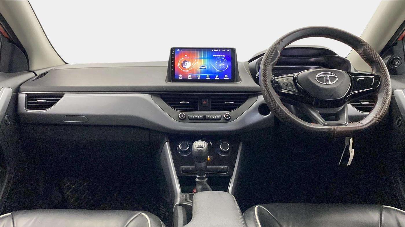 2020 Tata NEXON XM SUNROOF PETROL, Petrol, Manual, 48,309 km, Dashboard