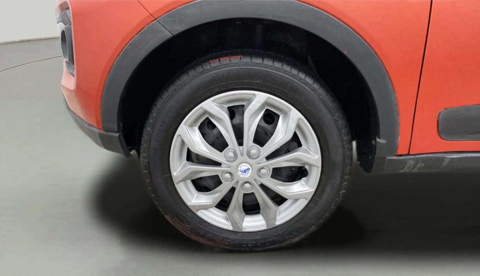 2020 Tata NEXON XM SUNROOF PETROL, Petrol, Manual, 48,309 km, Left Front Wheel