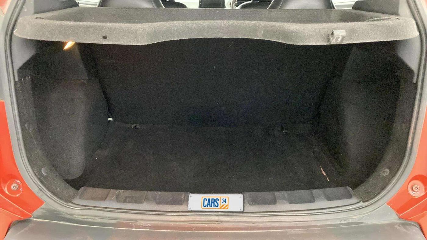 2020 Tata NEXON XM SUNROOF PETROL, Petrol, Manual, 48,309 km, Boot Inside