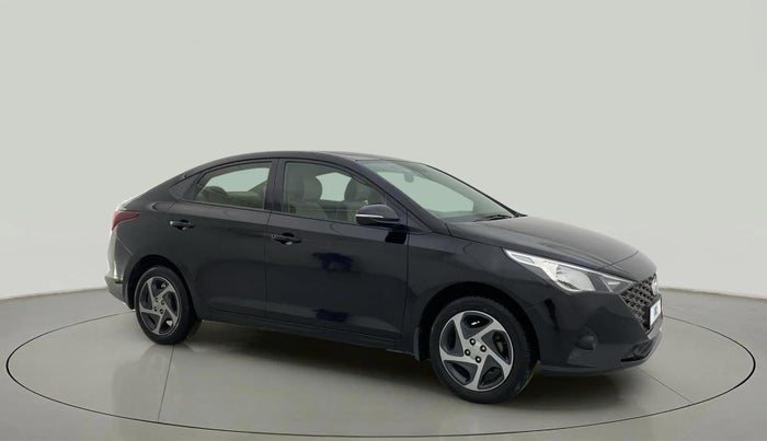 2022 Hyundai Verna S PLUS 1.5 VTVT, Petrol, Manual, 24,703 km, Right Front Diagonal