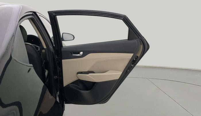2022 Hyundai Verna S PLUS 1.5 VTVT, Petrol, Manual, 24,703 km, RHS Rear Door