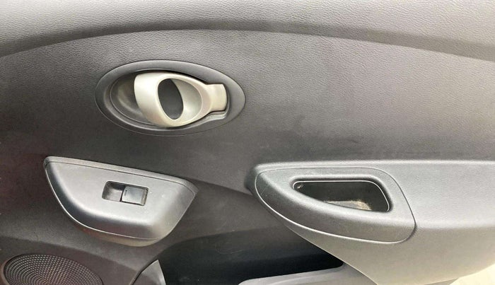 2018 Datsun Go Plus T, Petrol, Manual, 28,123 km, Driver Side Door Panels Control