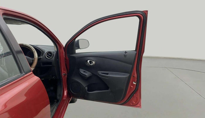 2018 Datsun Go Plus T, Petrol, Manual, 28,123 km, RHS Front Door