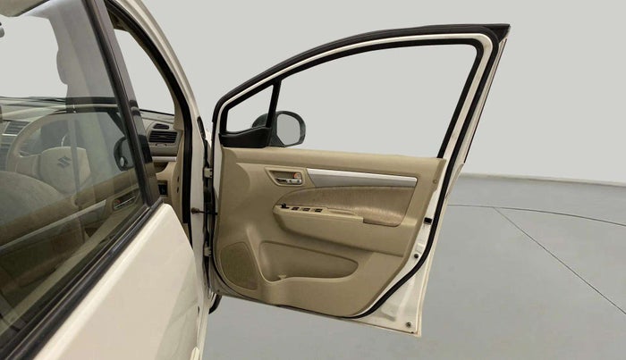 2015 Maruti Ertiga VXI, Petrol, Manual, 78,196 km, RHS Front Door