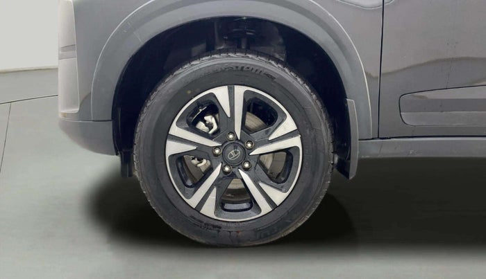 2024 Tata NEXON CREATIVE + SUNROOF 1.2 PETROL, Petrol, Manual, 2,321 km, Left Front Wheel