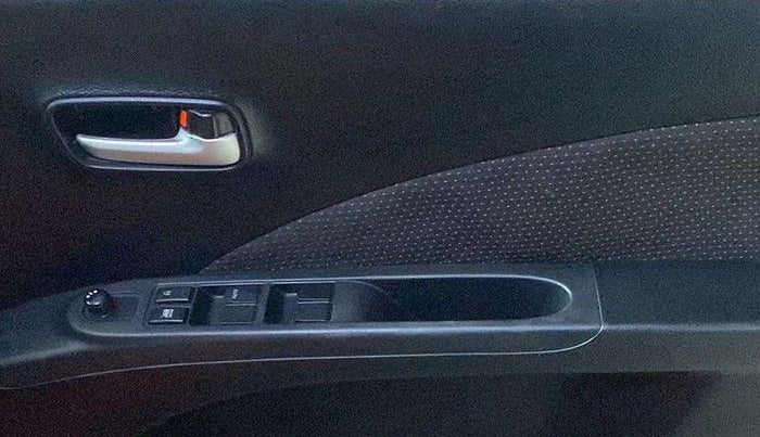 2018 Maruti Celerio X ZXI (O), Petrol, Manual, 17,211 km, Driver Side Door Panels Control