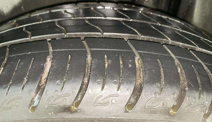 2018 Maruti Ciaz ALPHA  AT 1.4  PETROL, Petrol, Automatic, 37,317 km, Left Rear Tyre Tread
