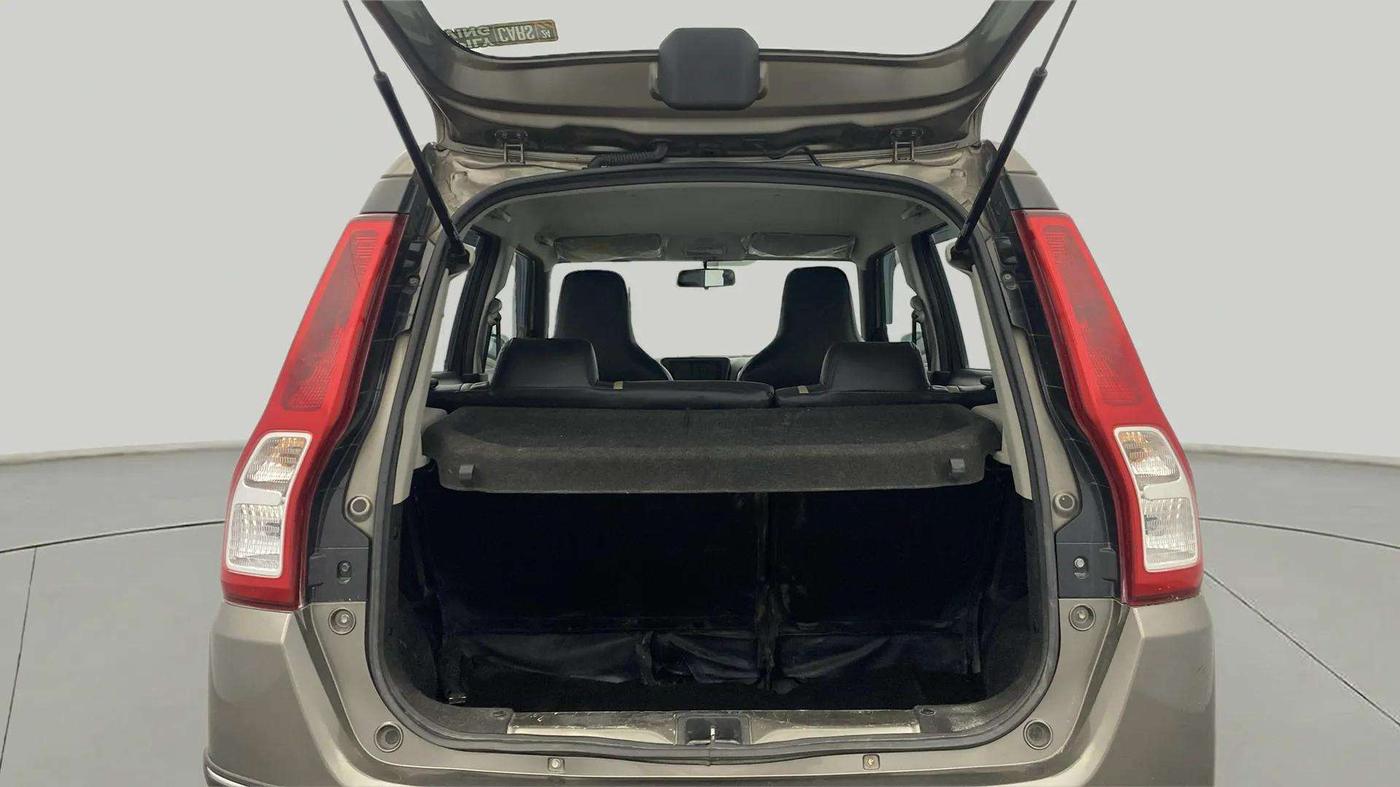 2019 Maruti New Wagon-R ZXI 1.2 AMT, Petrol, Automatic, 65,367 km, Boot Inside