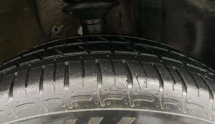 2019 Maruti New Wagon-R ZXI 1.2 AMT, Petrol, Automatic, 65,337 km, Left Rear Tyre Tread