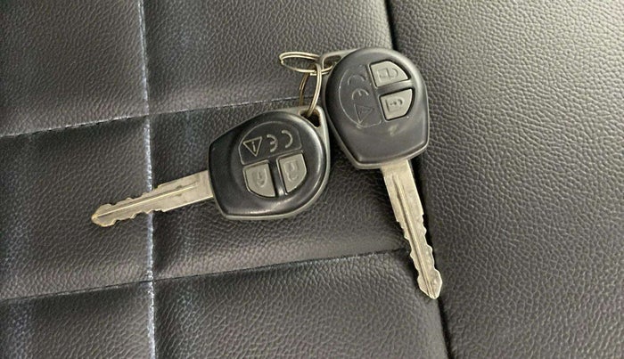 2020 Maruti Baleno DELTA PETROL 1.2, Petrol, Manual, 61,305 km, Key Close Up