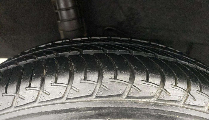 2018 Datsun Go Plus T(O), Petrol, Manual, 35,668 km, Right Rear Tyre Tread
