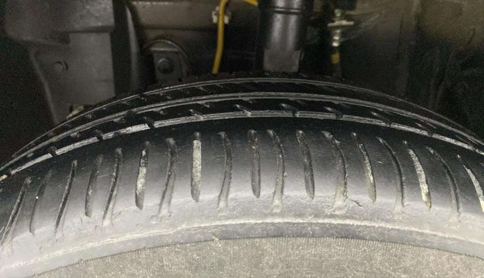 2018 Datsun Go Plus T(O), Petrol, Manual, 35,668 km, Left Front Tyre Tread