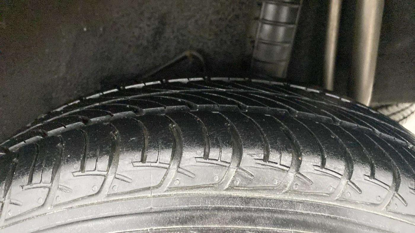 2018 Datsun Go Plus T(O), Petrol, Manual, 35,668 km, Left Rear Tyre Tread