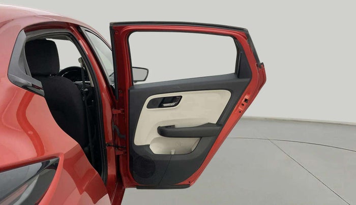 2022 Tata ALTROZ XT DIESEL, Diesel, Manual, 45,877 km, RHS Rear Door