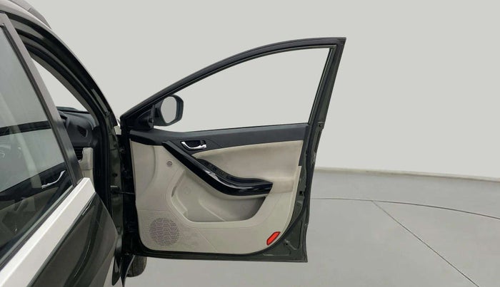 2021 Tata NEXON XZA PLUS SUNROOF DIESEL, Diesel, Automatic, 46,507 km, RHS Front Door