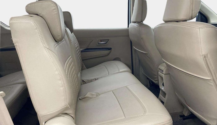 2023 Maruti Ertiga ZXi (O), Petrol, Manual, 29,772 km, Right Side Rear Door Cabin