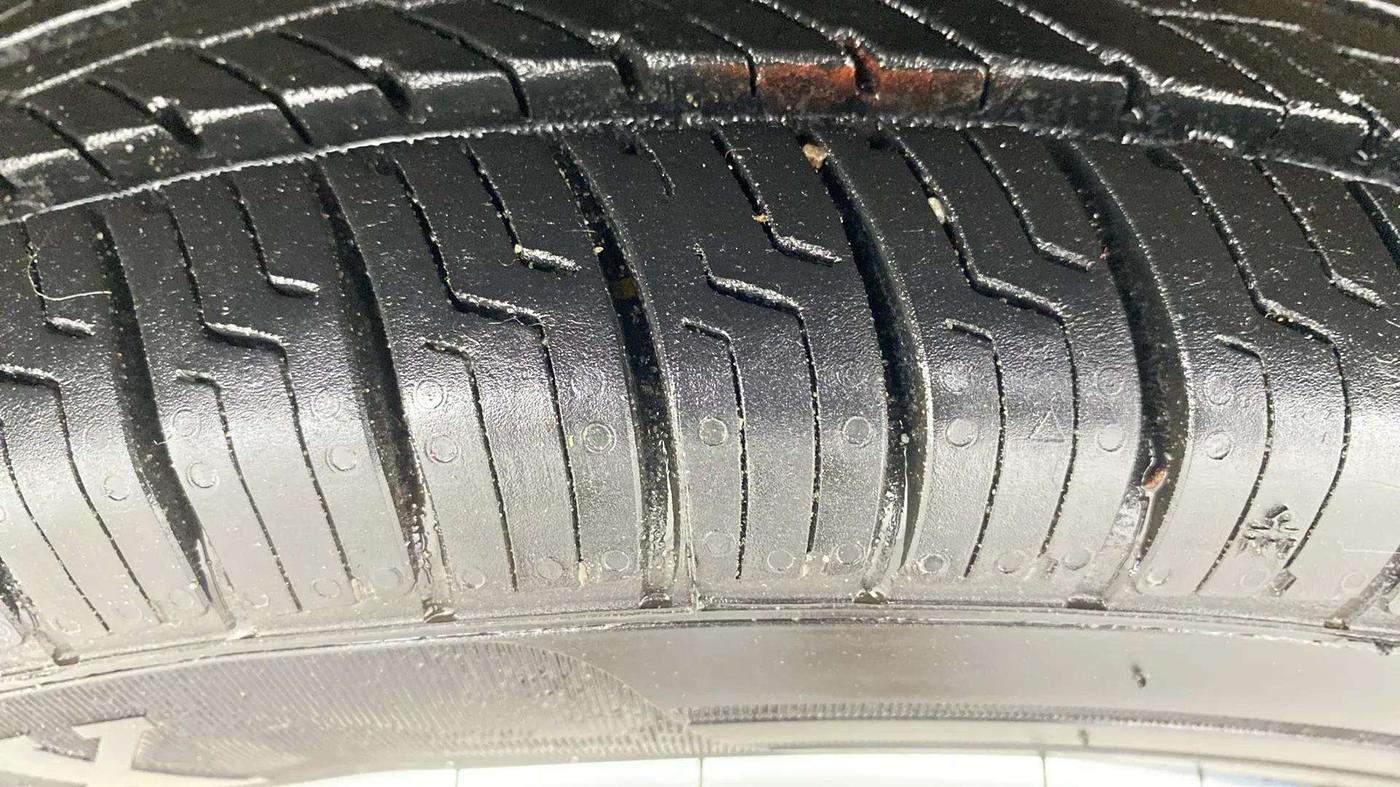 2016 Maruti Alto 800 LXI, Petrol, Manual, 41,805 km, Left Front Tyre Tread