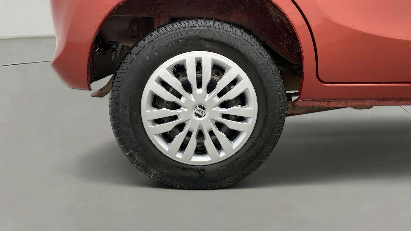 2016 Maruti Alto 800 LXI, Petrol, Manual, 41,805 km, Right Rear Wheel
