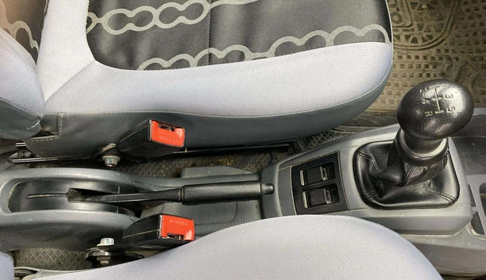 2016 Maruti Alto 800 LXI, Petrol, Manual, 41,732 km, Gear Lever
