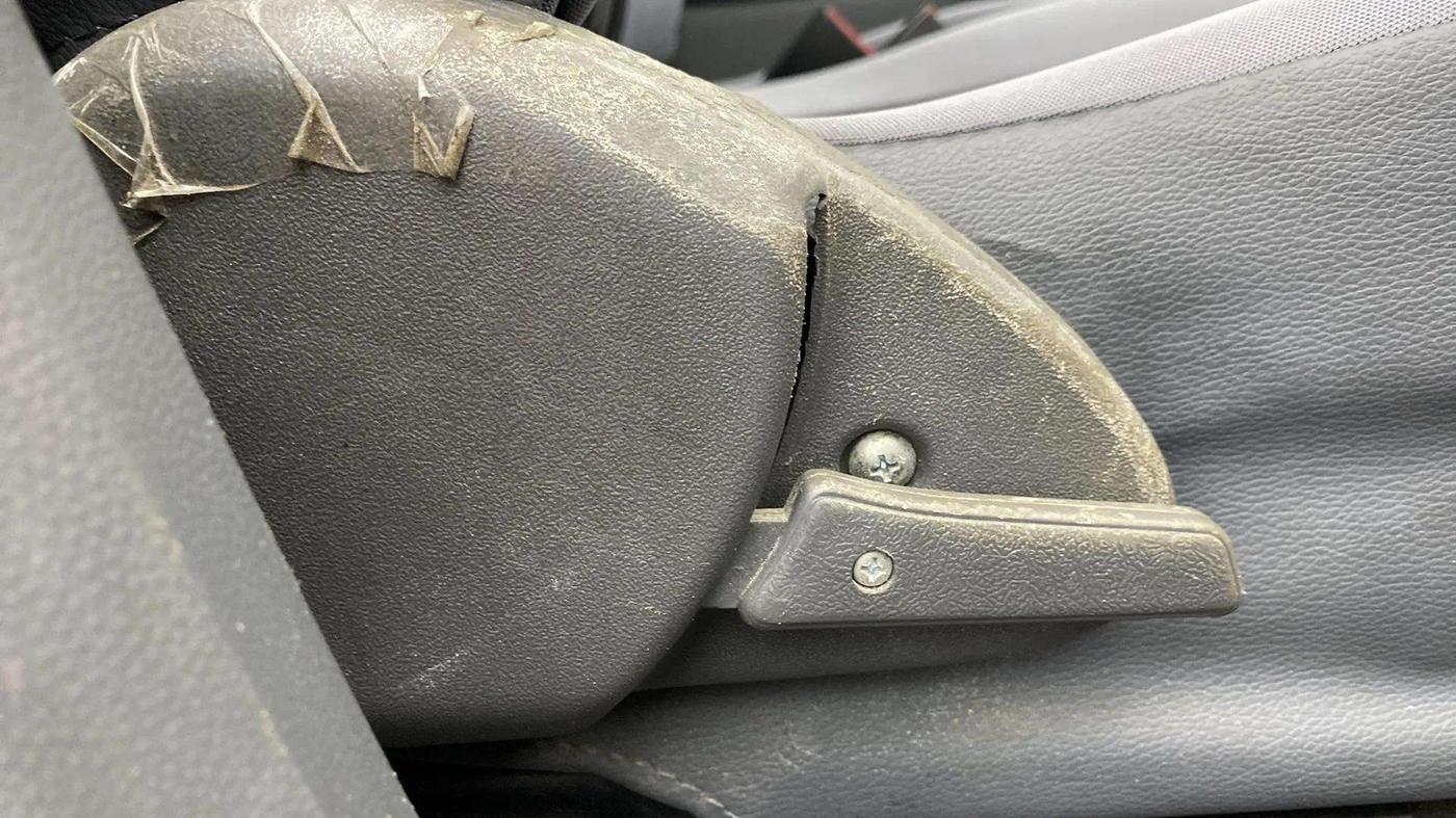 2016 Maruti Alto 800 LXI, Petrol, Manual, 41,805 km, Driver Side Adjustment Panel