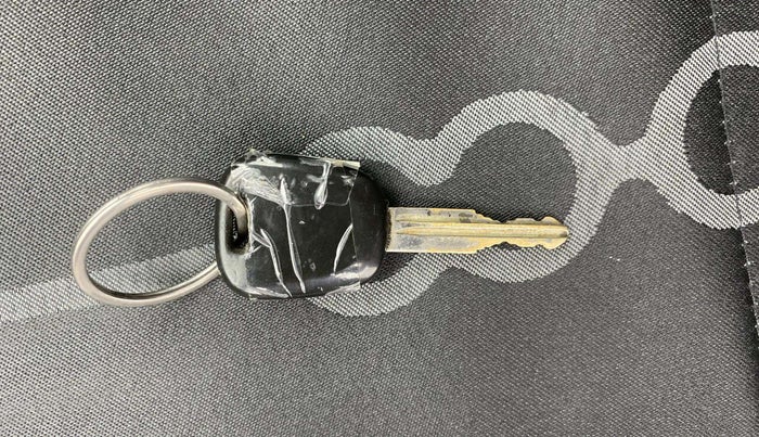 2016 Maruti Alto 800 LXI, Petrol, Manual, 41,732 km, Key Close Up